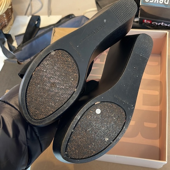 BCBG WEDGES - Picture 2 of 7